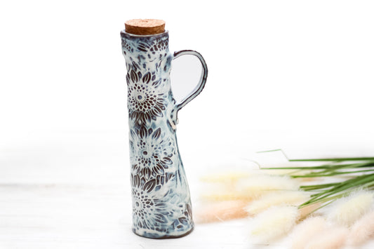 Frosted Petals Oil Pourer