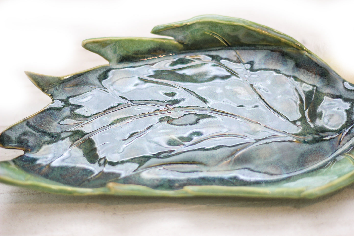 Verdant Serenity Leaf Plate